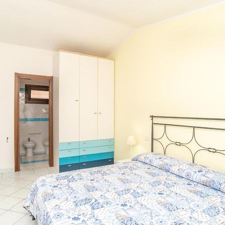 Apartamento Flat Gli Asfodeli Palau Exterior foto